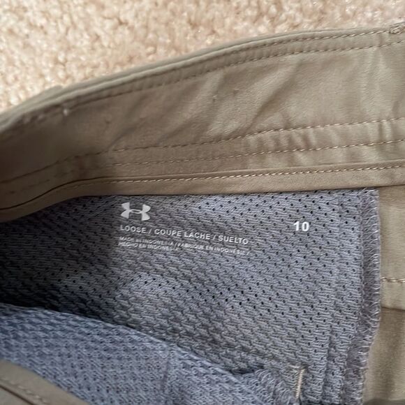 UNDER ARMOUR SIZE 10 DRESS SHORTS - Picture 5 of 8